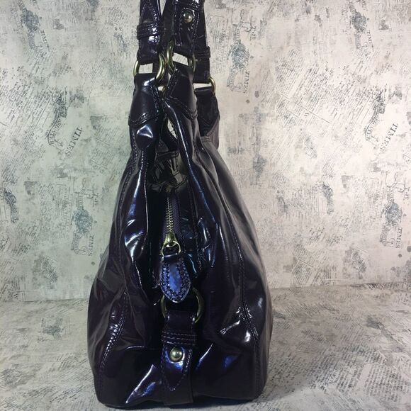 Purple Patent Leather Coach Maggie Bag - Picture 4 of 16